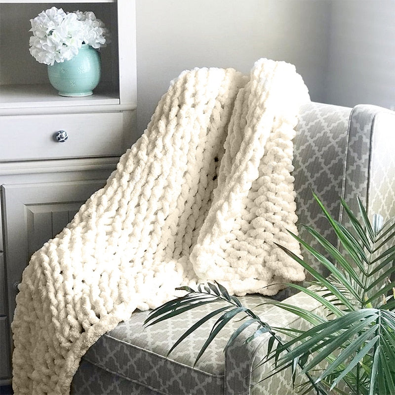 Yarn Knitted Blanket - Commercial Universe Boutique 