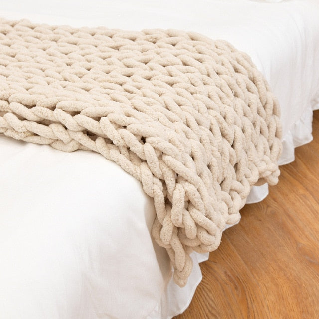 Yarn Knitted Blanket - Commercial Universe Boutique 